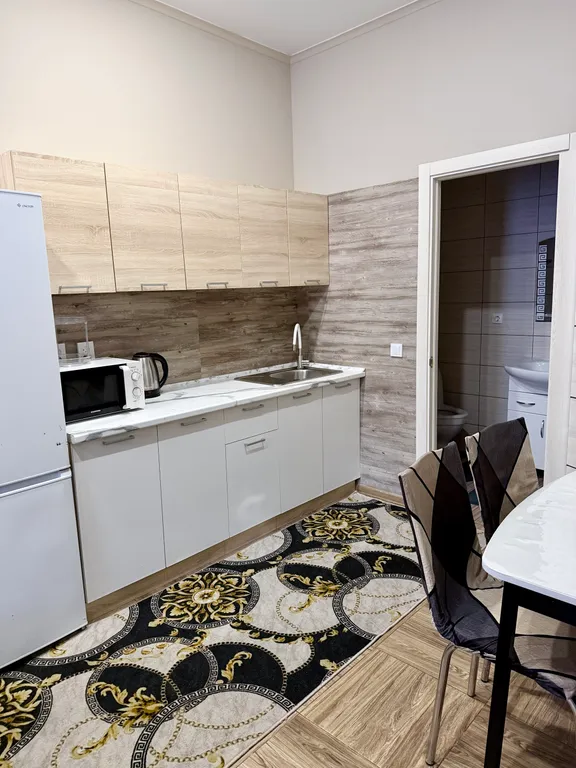 Апартаменты однокомнатные на улице Верхней, 25 м², Геленджик — кухня, фото 4