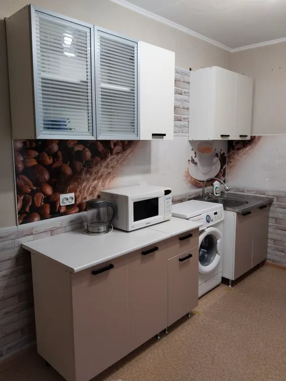 Квартира двухкомнатная на улице Симанина, 52 м², Дивеево — кухня