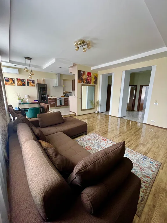 Квартира 4-комн в Фрунзенском, 103 м², Владивосток — фото 17
