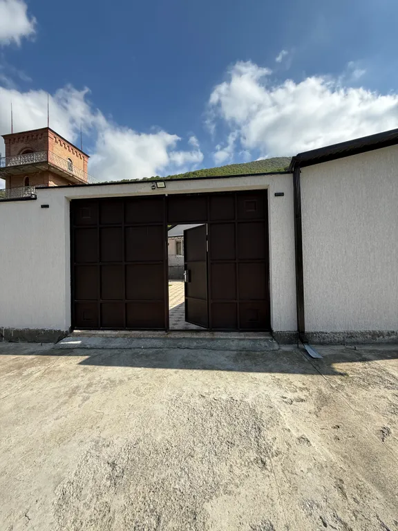 Уютный дом в сердце гор