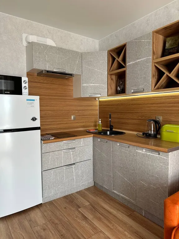 Квартира однокомнатная в Октябрьском, 40 м², Иркутск — кухня, фото 2