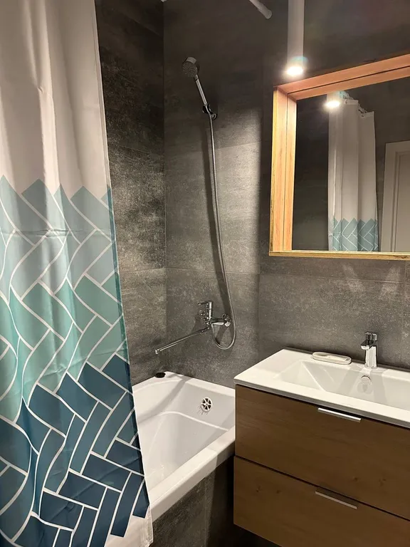 Квартира однокомнатная в Октябрьском, 40 м², Иркутск — ванная комната, фото 3