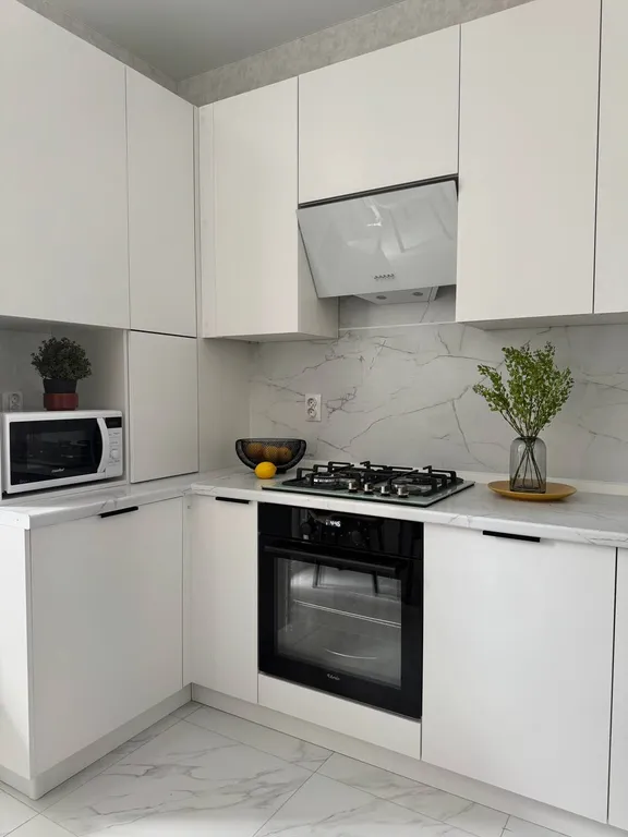 Квартира однокомнатная на улице Берберовской, 38 м², Ростов-на-Дону — кухня, фото 7