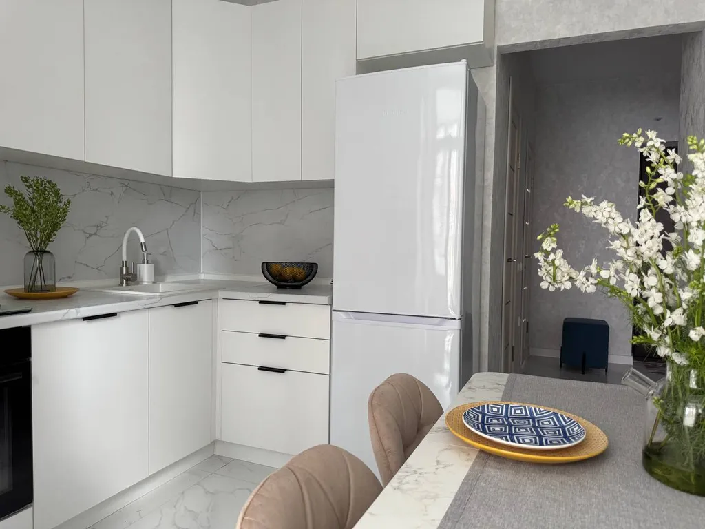 Квартира однокомнатная на улице Берберовской, 38 м², Ростов-на-Дону — кухня, фото 9