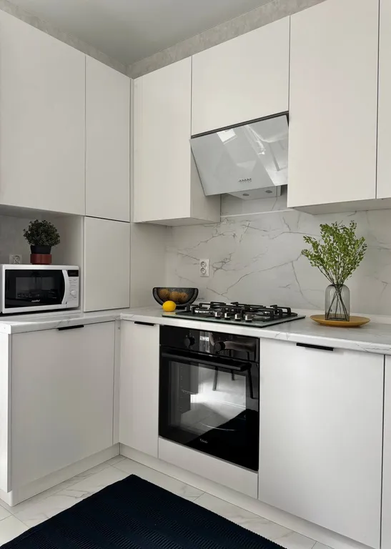 Квартира однокомнатная на улице Берберовской, 38 м², Ростов-на-Дону — кухня, фото 2