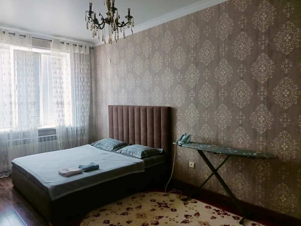 Квартира двухкомнатная в Ленинском, 72 м², Махачкала — спальня, фото 8