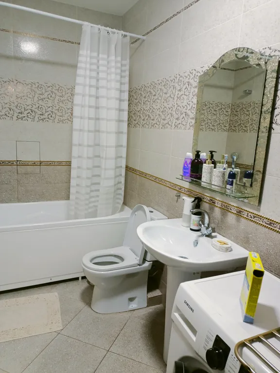 Квартира двухкомнатная в Ленинском, 72 м², Махачкала — ванная комната, фото 2