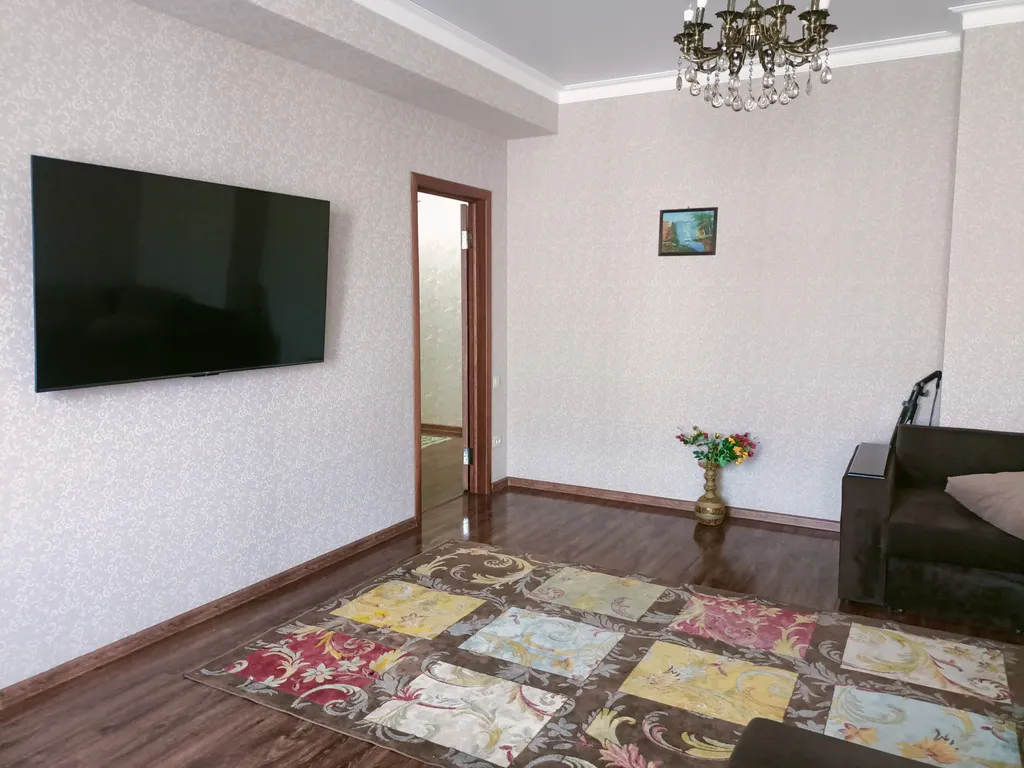Квартира двухкомнатная в Ленинском, 72 м², Махачкала — спальня, фото 2