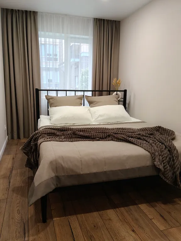 Квартира двухкомнатная на улице Бровцева, 41 м², Зеленоградск — спальня, фото 2