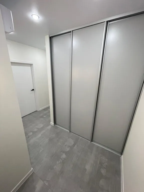 Квартира однокомнатная в Первореченском, 52 м², Владивосток — фото 2
