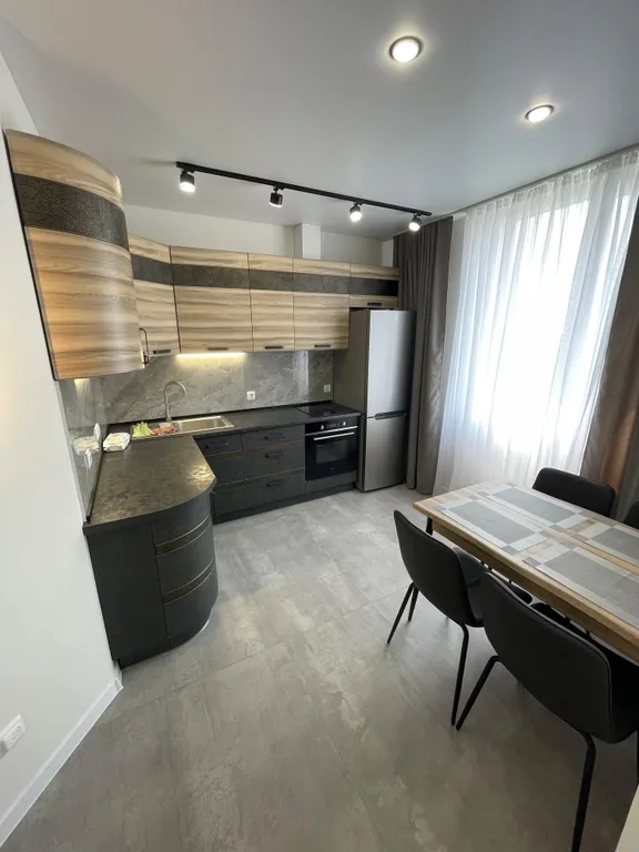 Квартира однокомнатная в Первореченском, 52 м², Владивосток — фото 20
