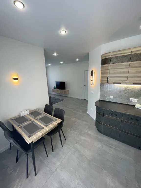 Квартира однокомнатная в Первореченском, 52 м², Владивосток — фото 21