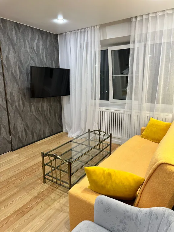 Квартира двухкомнатная у Горьковской, в Печёрах, 56 м², Нижний Новгород — спальня, фото 2