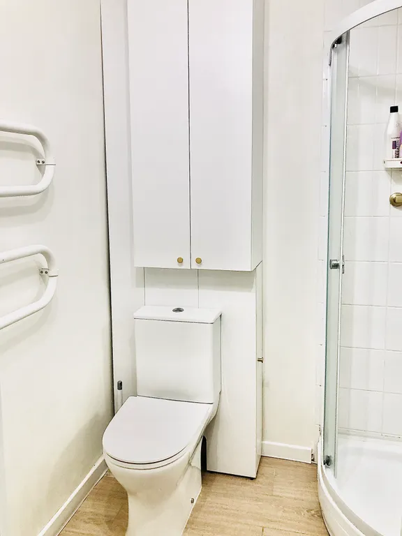 Квартира однокомнатная на улице Народной, 30 м², Псков — ванная комната