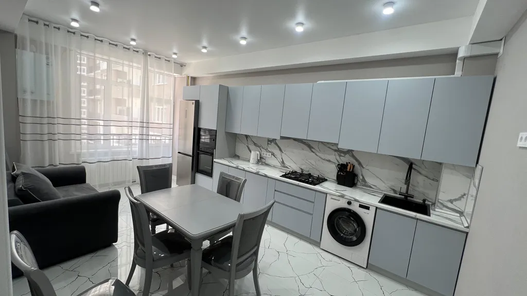 Квартира однокомнатная на улице Гейдара Алиева, 65 м², Дербент — кухня