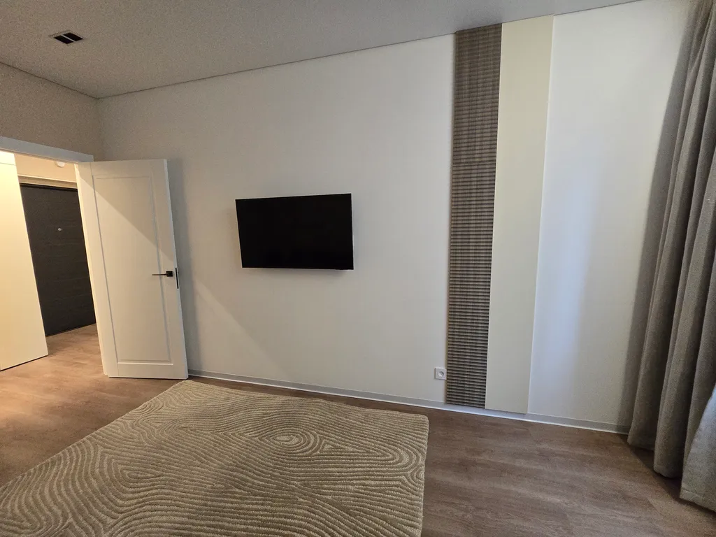 Квартира двухкомнатная в Ленинградском, 60 м², Калининград — фото 16