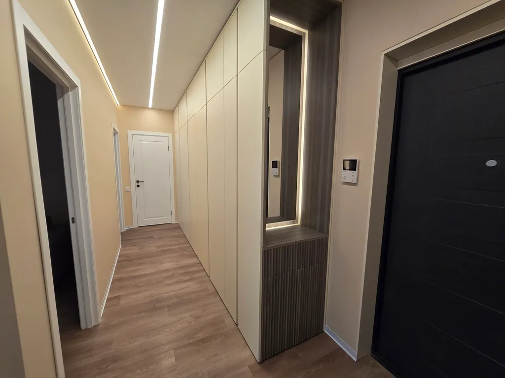 Квартира двухкомнатная в Ленинградском, 60 м², Калининград — фото 18