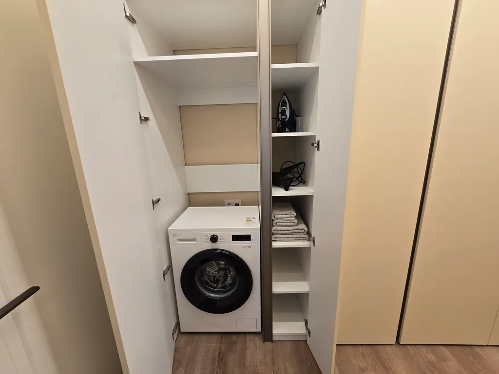 Квартира двухкомнатная в Ленинградском, 60 м², Калининград — фото 22