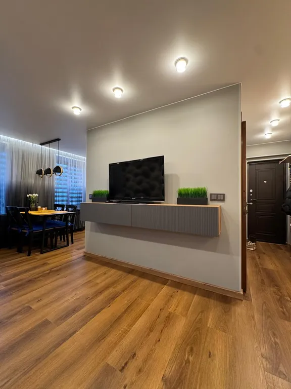 Квартира трёхкомнатная на шоссе Ленинградском, 56 м², Выборг — фото 28