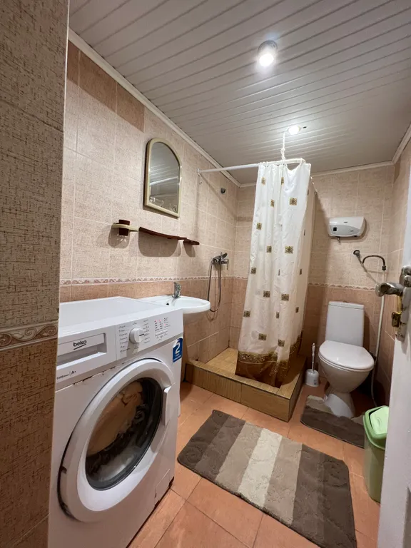 Дом 6-местный на улице Виноградной, 70 м², Судак — фото 9