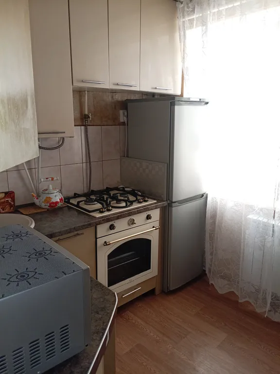Квартира двухкомнатная на улице Некрасова, 45 м², Евпатория — фото 10