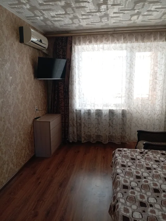 Квартира двухкомнатная на улице Некрасова, 45 м², Евпатория — фото 5