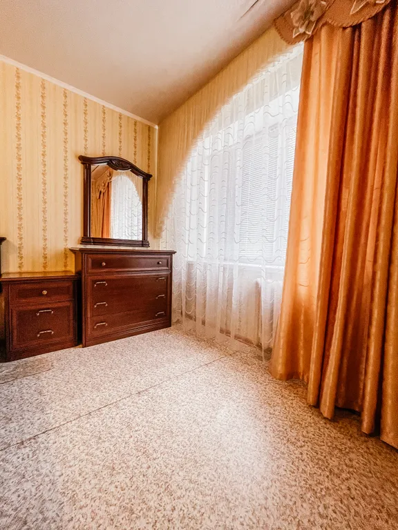 Квартира трёхкомнатная на улице Ватутина, 75 м², Сызрань — фото 2