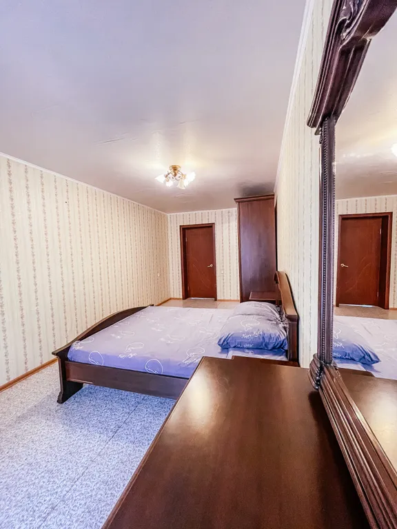 Квартира трёхкомнатная на улице Ватутина, 75 м², Сызрань — фото 3