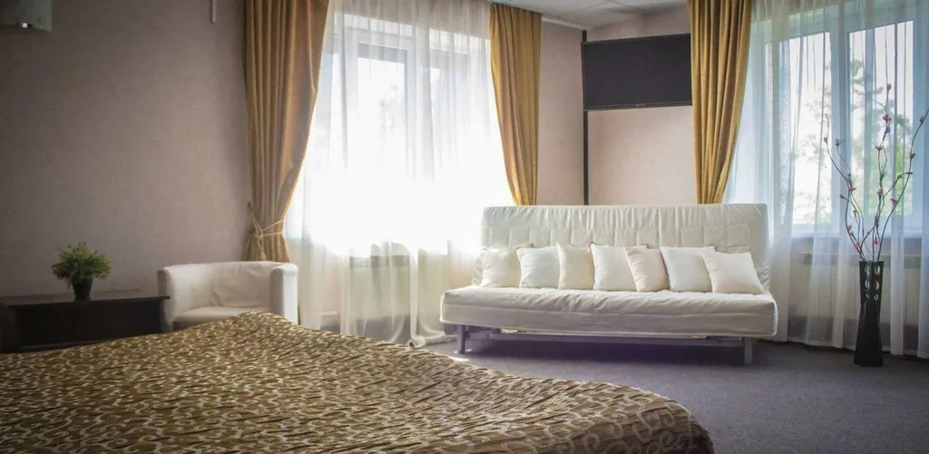 Двухместный номер с 1 кроватью полулюкс комфорт