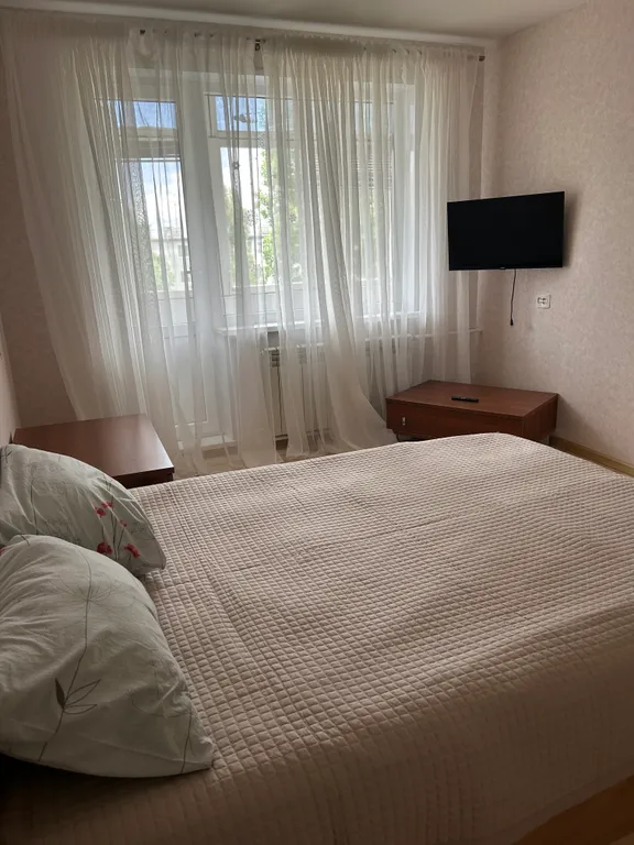 Квартира двухкомнатная в микрорайоне 5-й, 47 м², Камышин — спальня