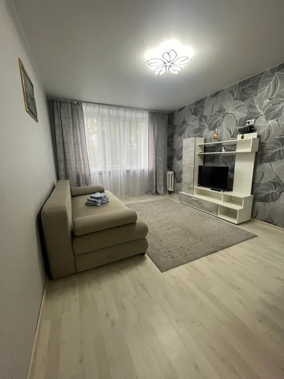 Квартира однокомнатная на шоссе Московском, 32 м², Рязань — спальня, фото 3