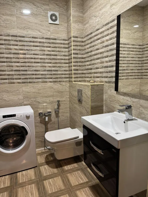 Квартира двухкомнатная на улице Октябрьской, 68 м², Ессентуки — фото 4