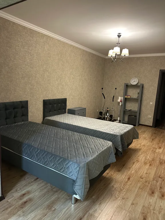Квартира двухкомнатная на улице Октябрьской, 68 м², Ессентуки — фото 6