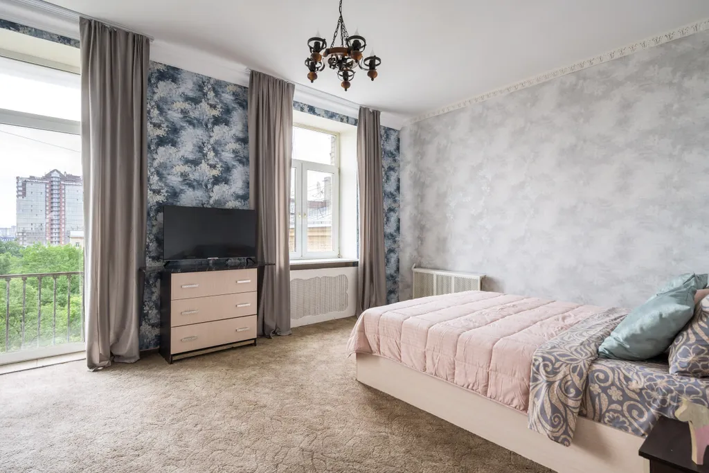 Квартира трёхкомнатная у Московской, в Адмиралтейском, 80 м², Санкт-Петербург — фото 2