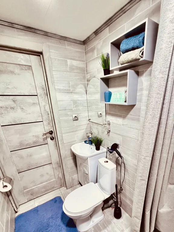 Дом 6-местный на улице Революционной, 55 м², Петрозаводск — ванная комната, фото 3