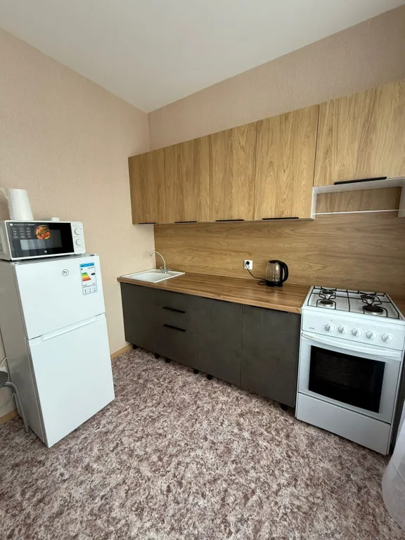 Квартира двухкомнатная на улице Якова Павлова, 55 м², Великий Новгород — фото 13