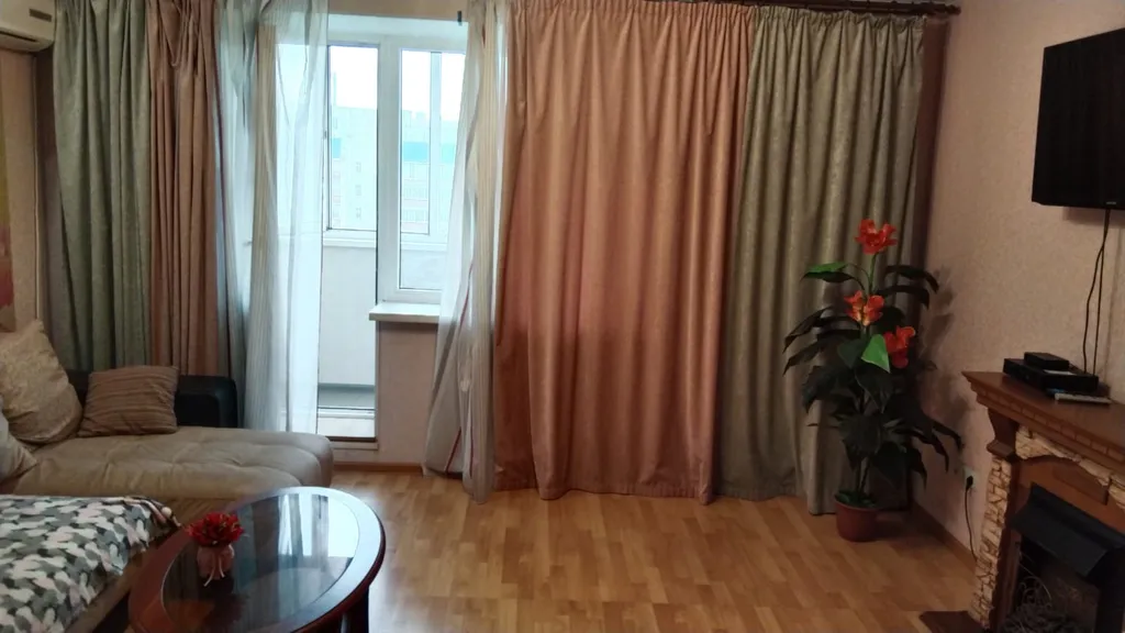 Квартира однокомнатная в Кировском, 54 м², Саратов — фото 17