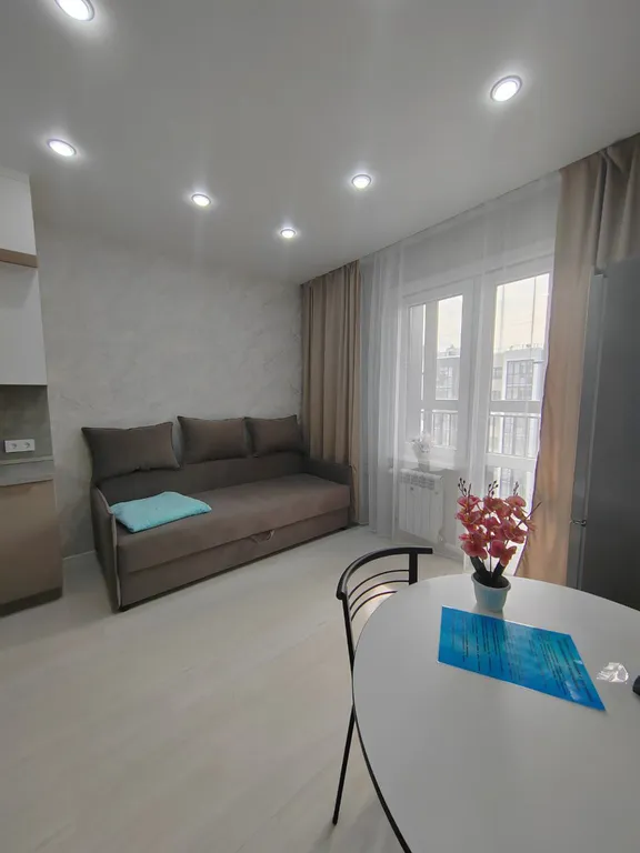 Квартира однокомнатная в Октябрьском, 45 м², Иркутск — спальня, фото 4