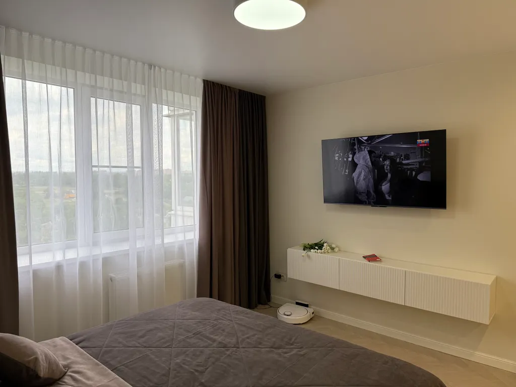 Квартира однокомнатная на улице Булгакова, 45 м², Пятигорск — спальня, фото 4