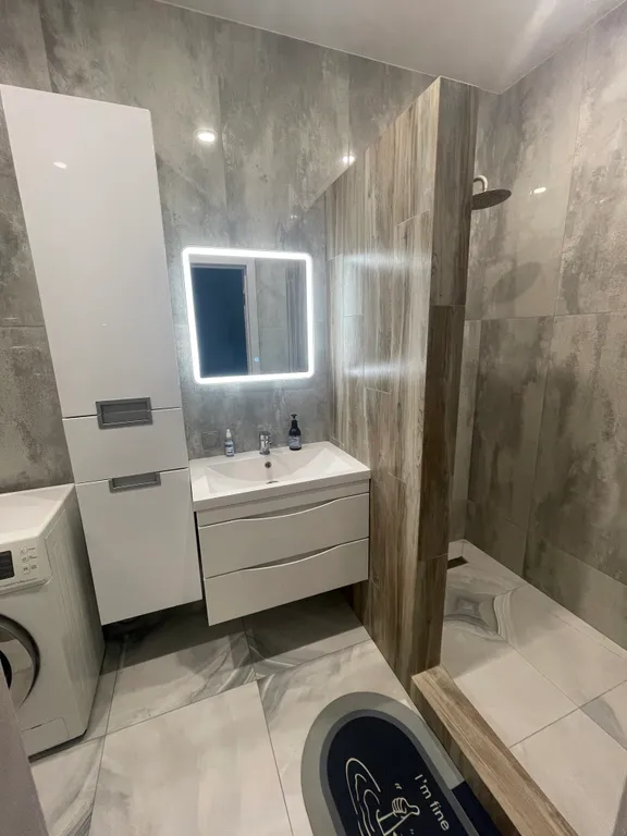 Квартира двухкомнатная на проспекте Карла Маркса, 58 м², Каменск-Шахтинский — ванная комната, фото 2