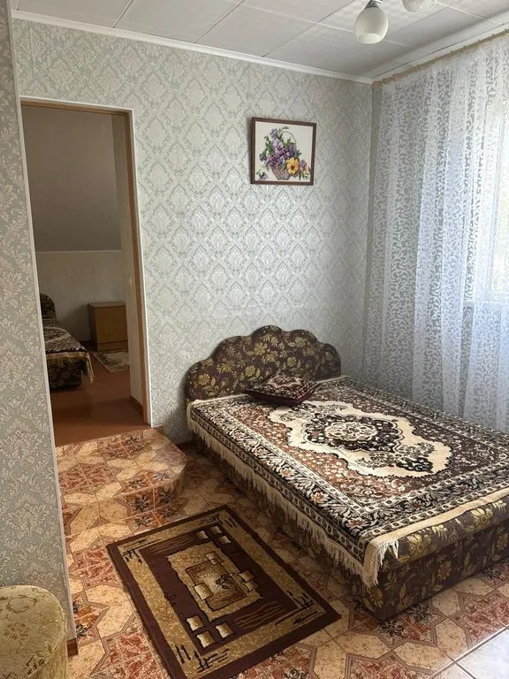 Четырёхместный номер улучшенный с видом на море — У Нины, фото 1 из 5