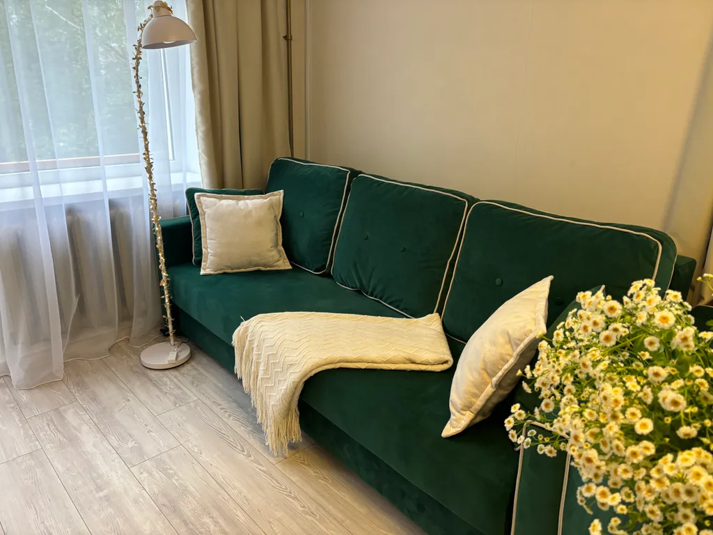 Квартира однокомнатная на улице Александровской, 30 м², Старая Русса — спальня, фото 6