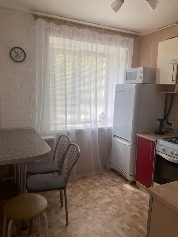 Квартира однокомнатная на улице Большой Октябрьской, 31 м², Ярославль — кухня