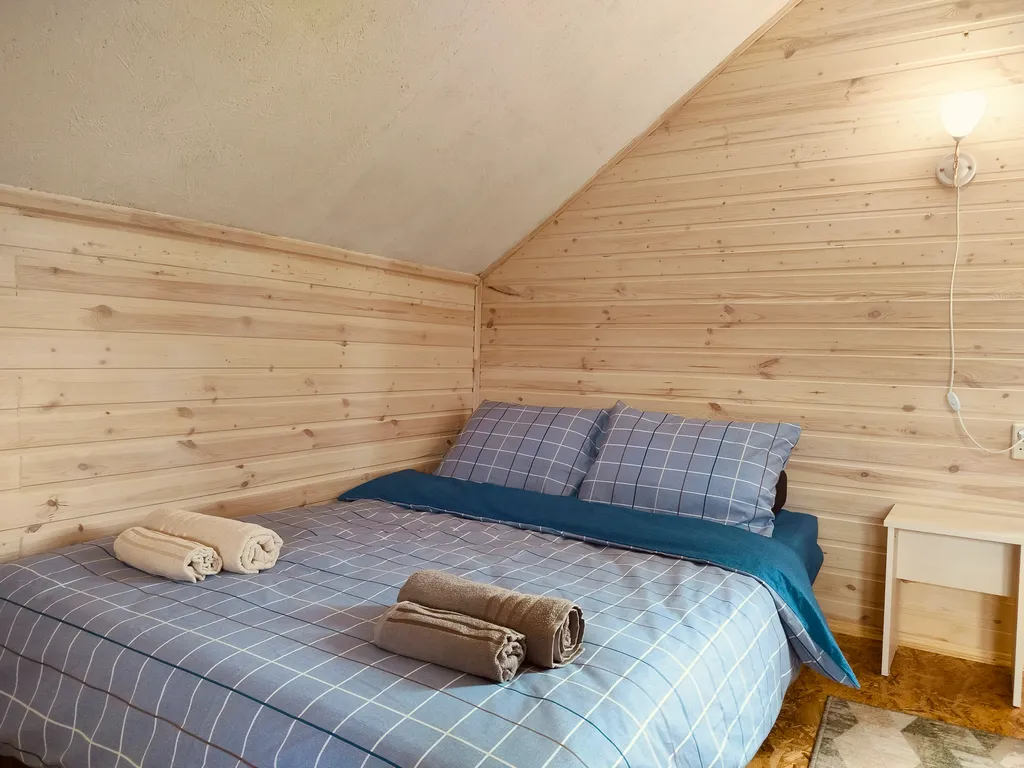 Дом 6-местный на улице Колхозной, 56 м², Павловка — спальня, фото 4