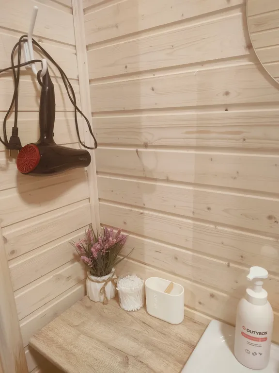 Дом 6-местный на улице Колхозной, 56 м², Павловка — ванная комната, фото 2