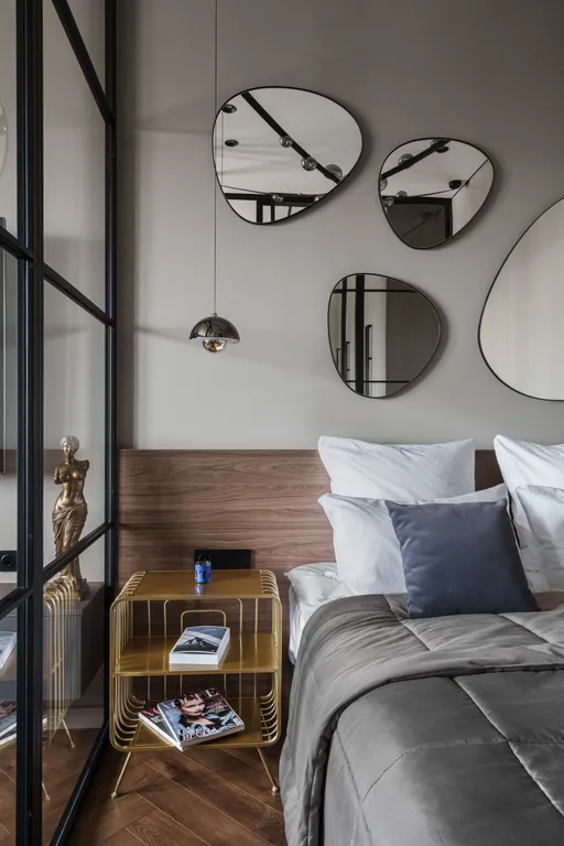 Квартира однокомнатная в Советском, 55 м², Красноярск — спальня, фото 4