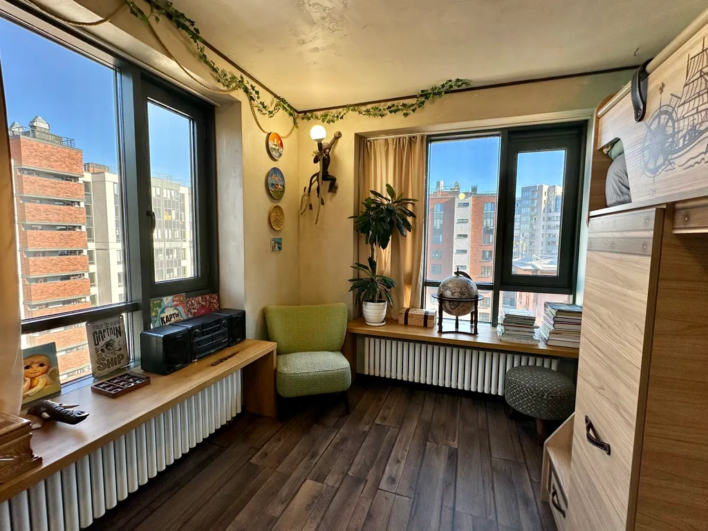 Квартира трёхкомнатная в Красногвардейском, 105 м², Санкт-Петербург — фото 36