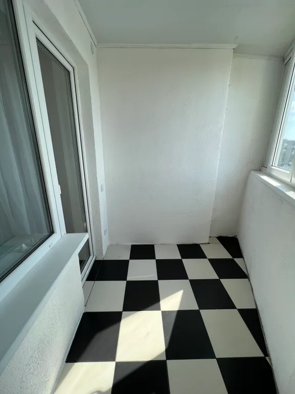 Квартира трёхкомнатная в Ленинградском, 63 м², Калининград — фото 22