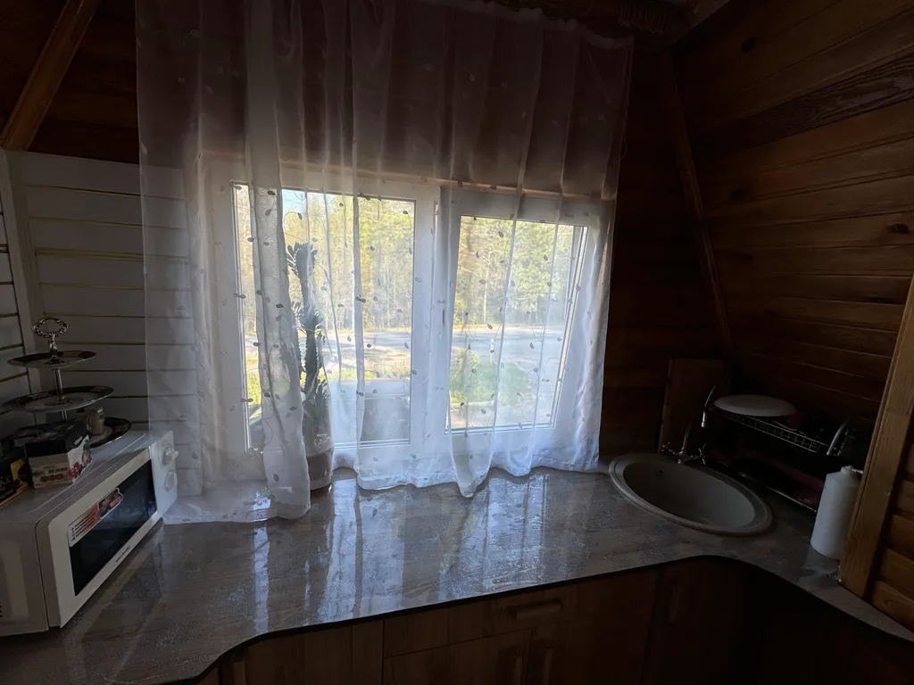 Квартира однокомнатная в микрорайоне Красном Ключе, 30 м², Байкальск — кухня, фото 2
