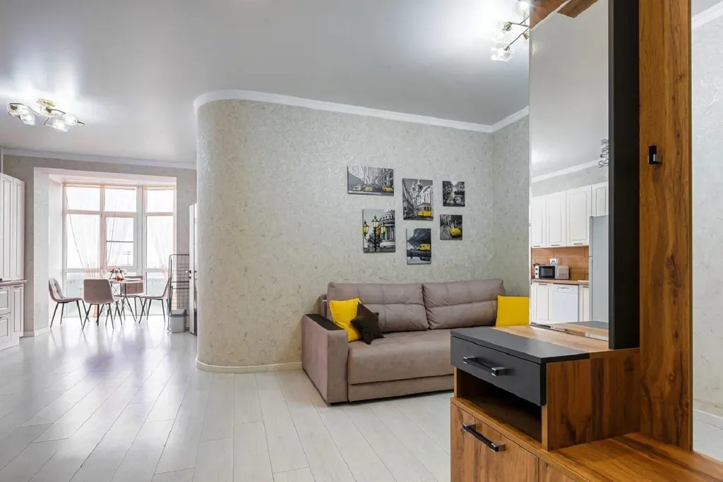 Квартира двухкомнатная на улице Нелюбина, 50 м², Ессентуки — спальня